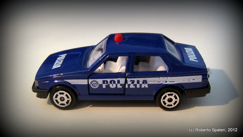 Majorette Alfa Romeo 75 (n.271)